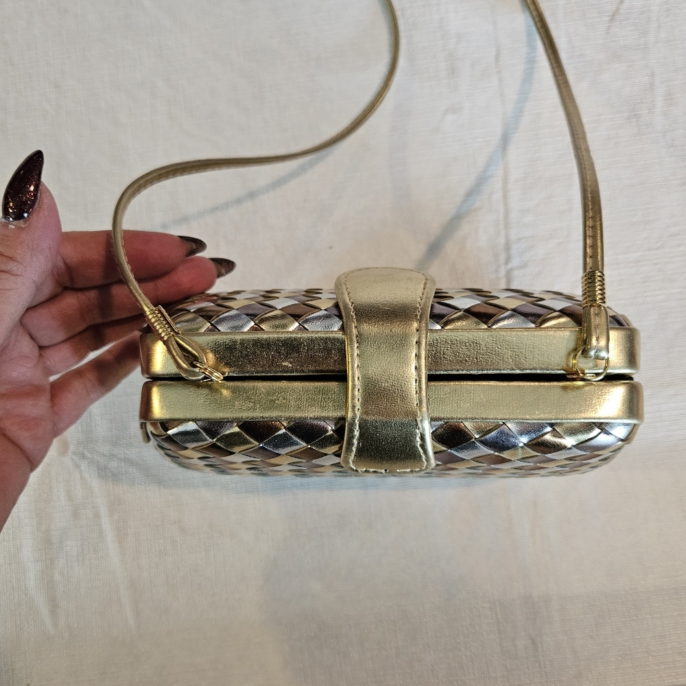 Panache Gold and Brown Woven Clutch - Picture 9 of 15
